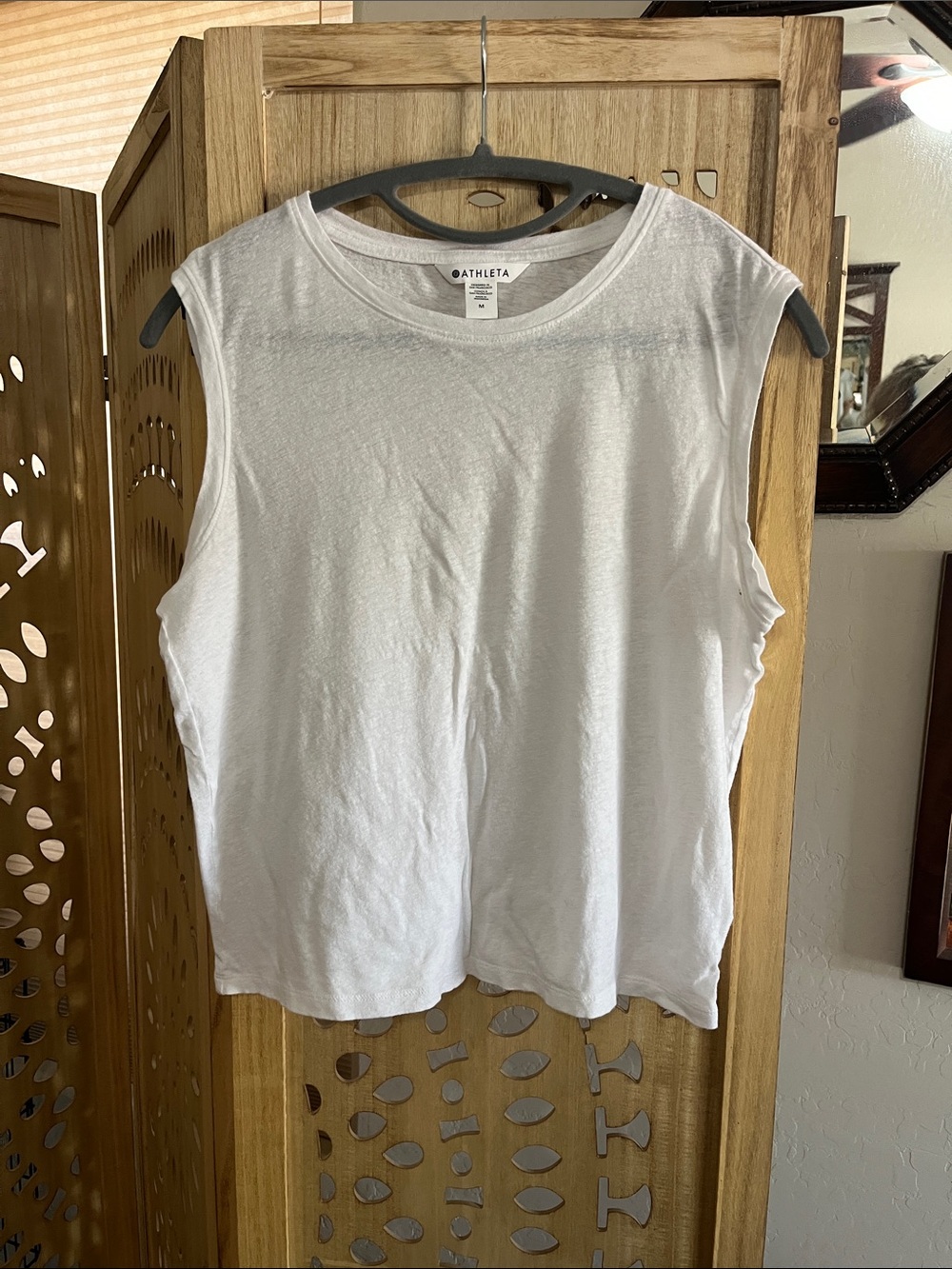 Athleta White Sleeveless Muscle Tank